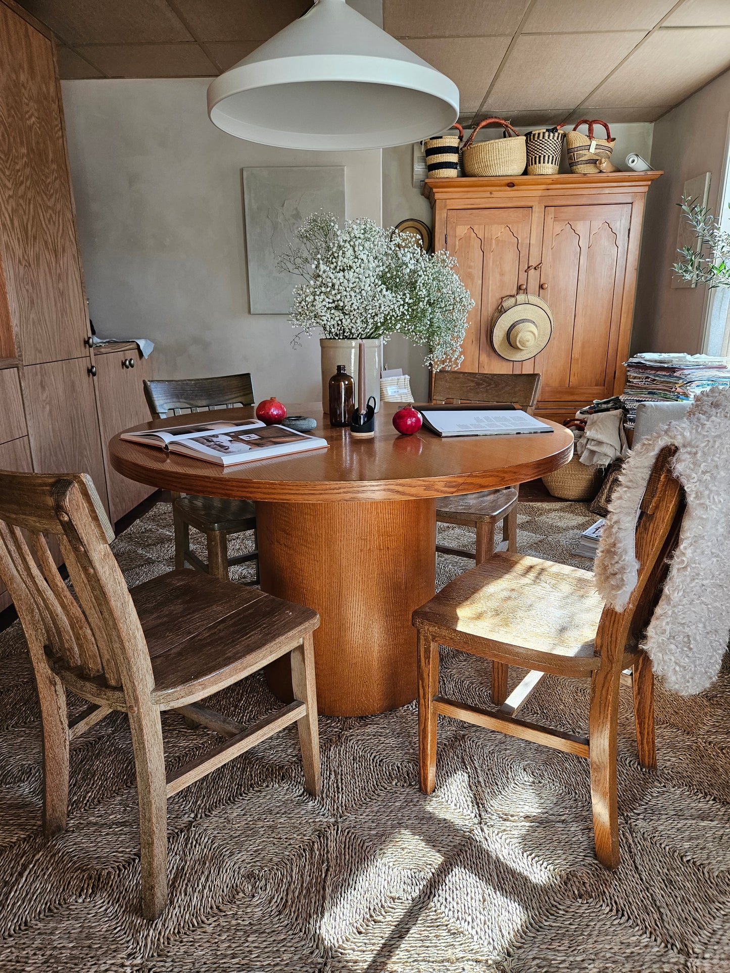 Round Teak Veneer Table