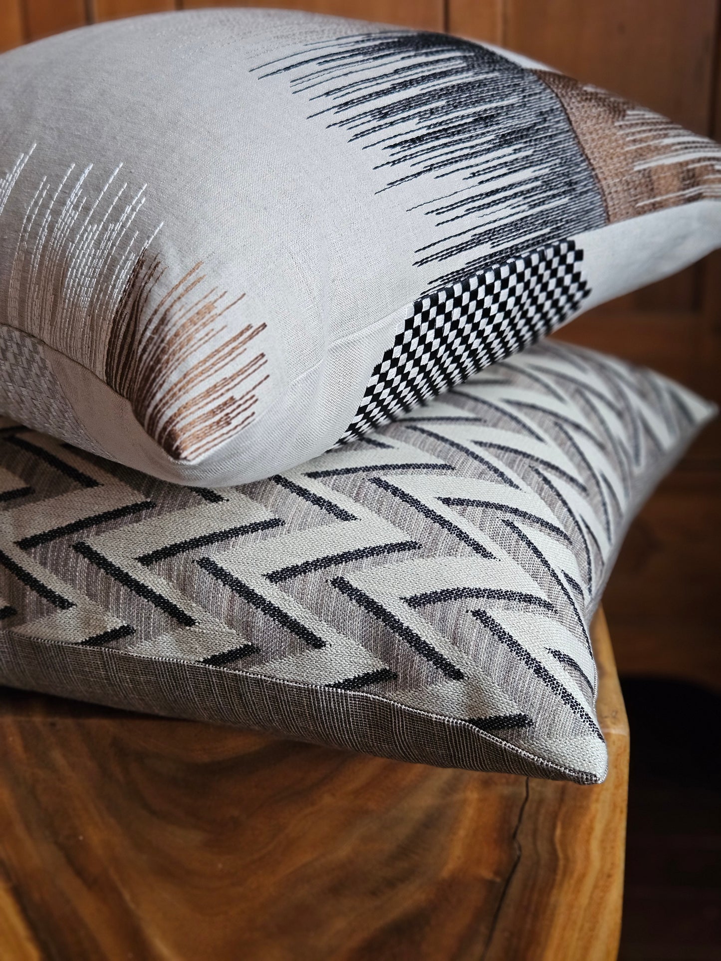 SET OF CHECKERS, STRIPES AND CHEVRON CUSHIONS