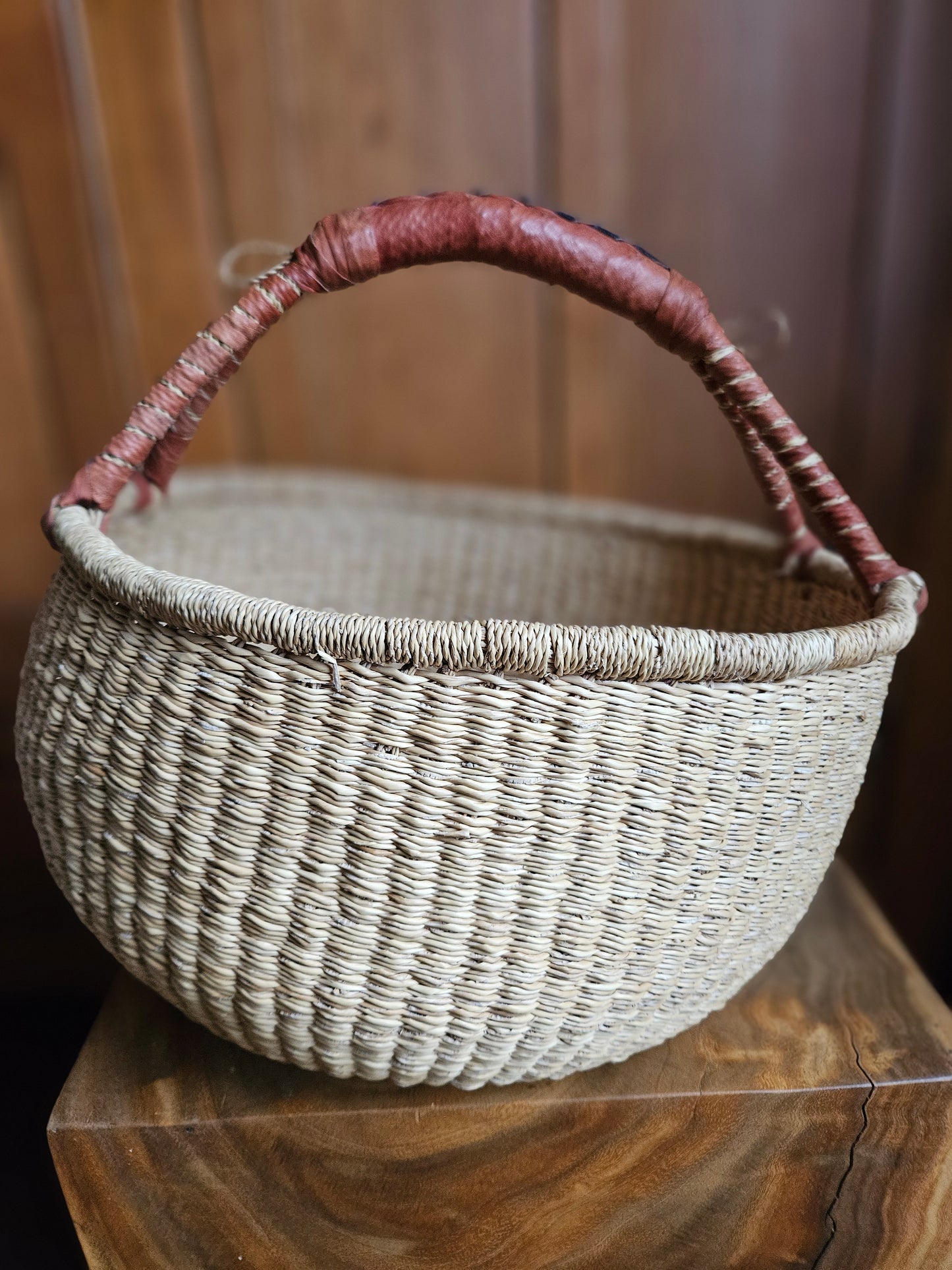 Round basket