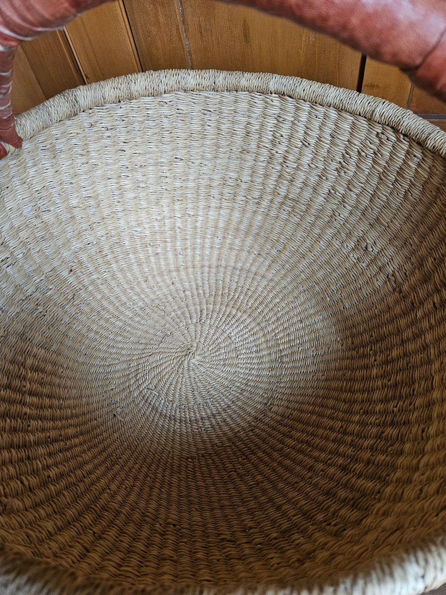 Round basket