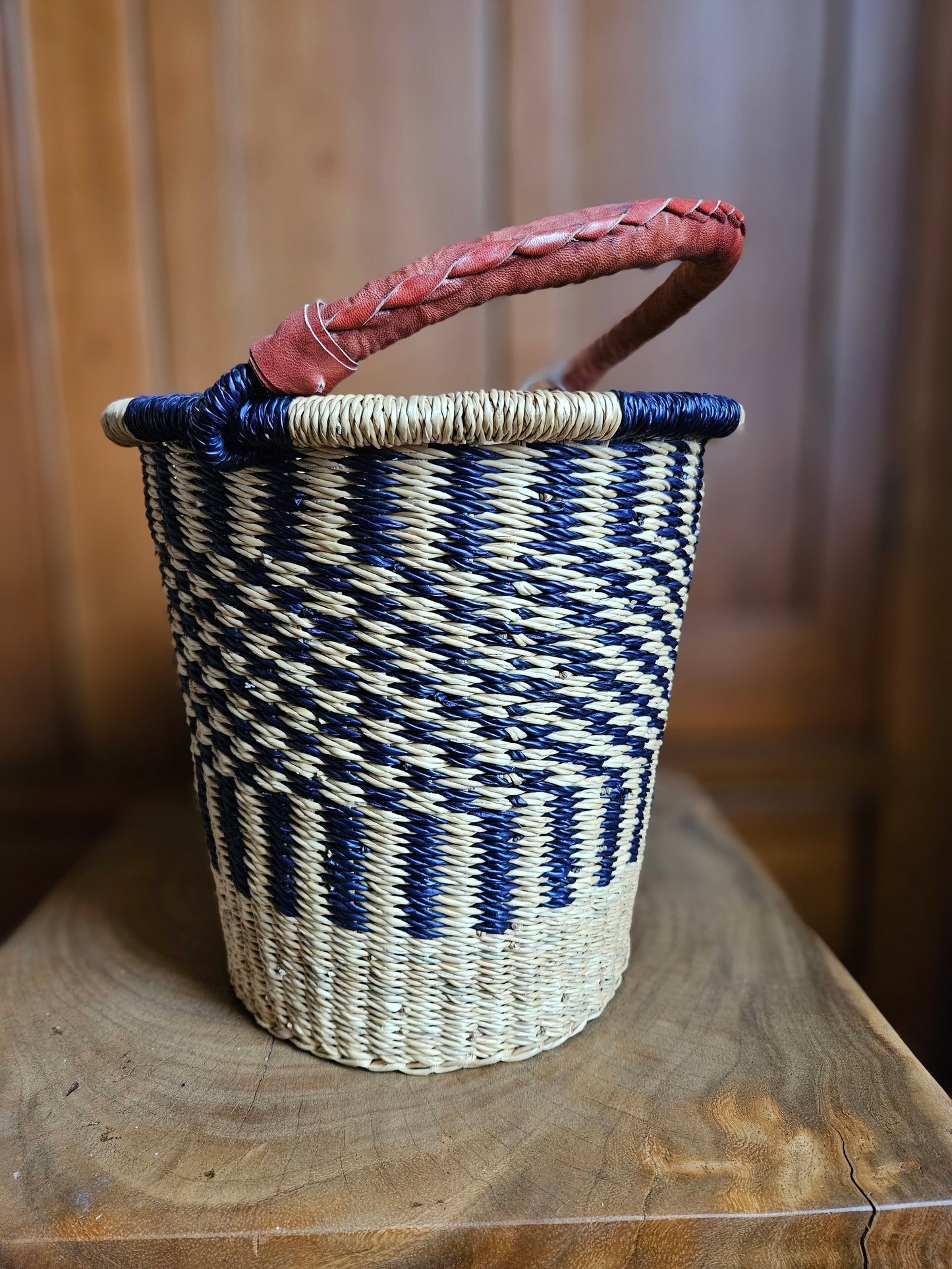 Bucket Checkered basket