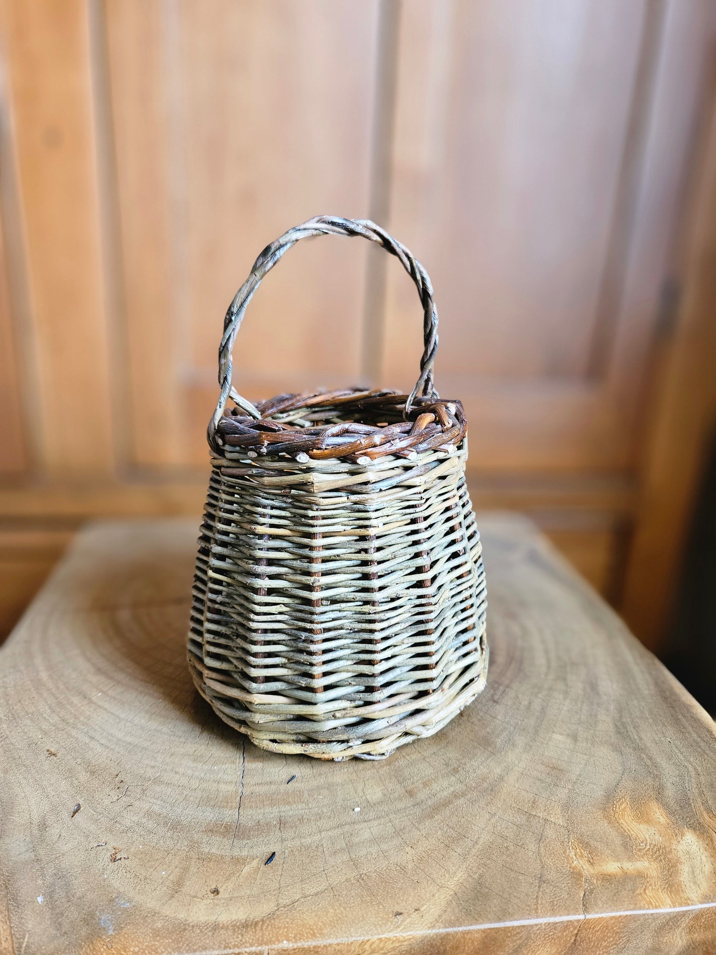 Lantern Basket