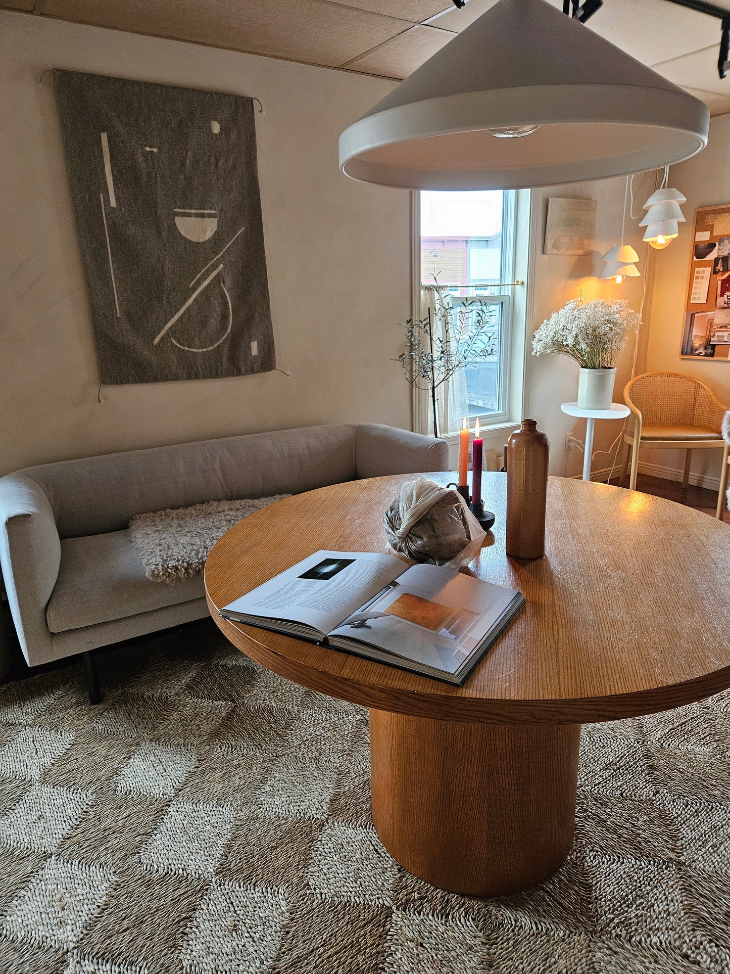 Round Teak Veneer Table